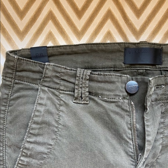 Vince Slim Cargo Pant Khaki Green - Picture 2 of 3
